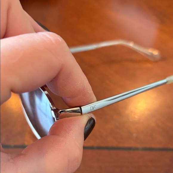 Diane Von Furstenberg DVF Silver Aviator Sunglasses - Picture 3 of 6